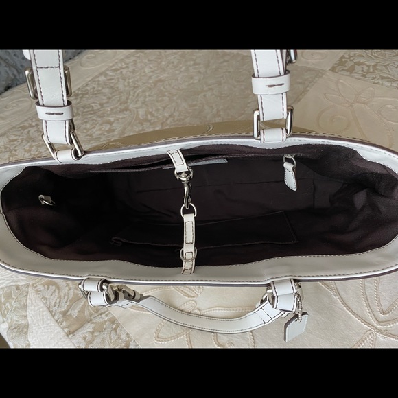 Coach”Limited Edition “ Signature Handbag - Picture 6 of 8